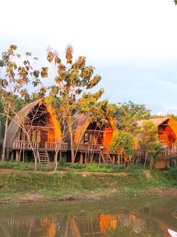 Rice Straw Green Lodge- Resort Quan Tom Экстерьер фото